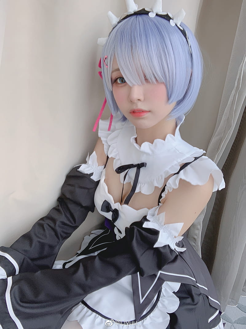 Advanced cosplay editing controls